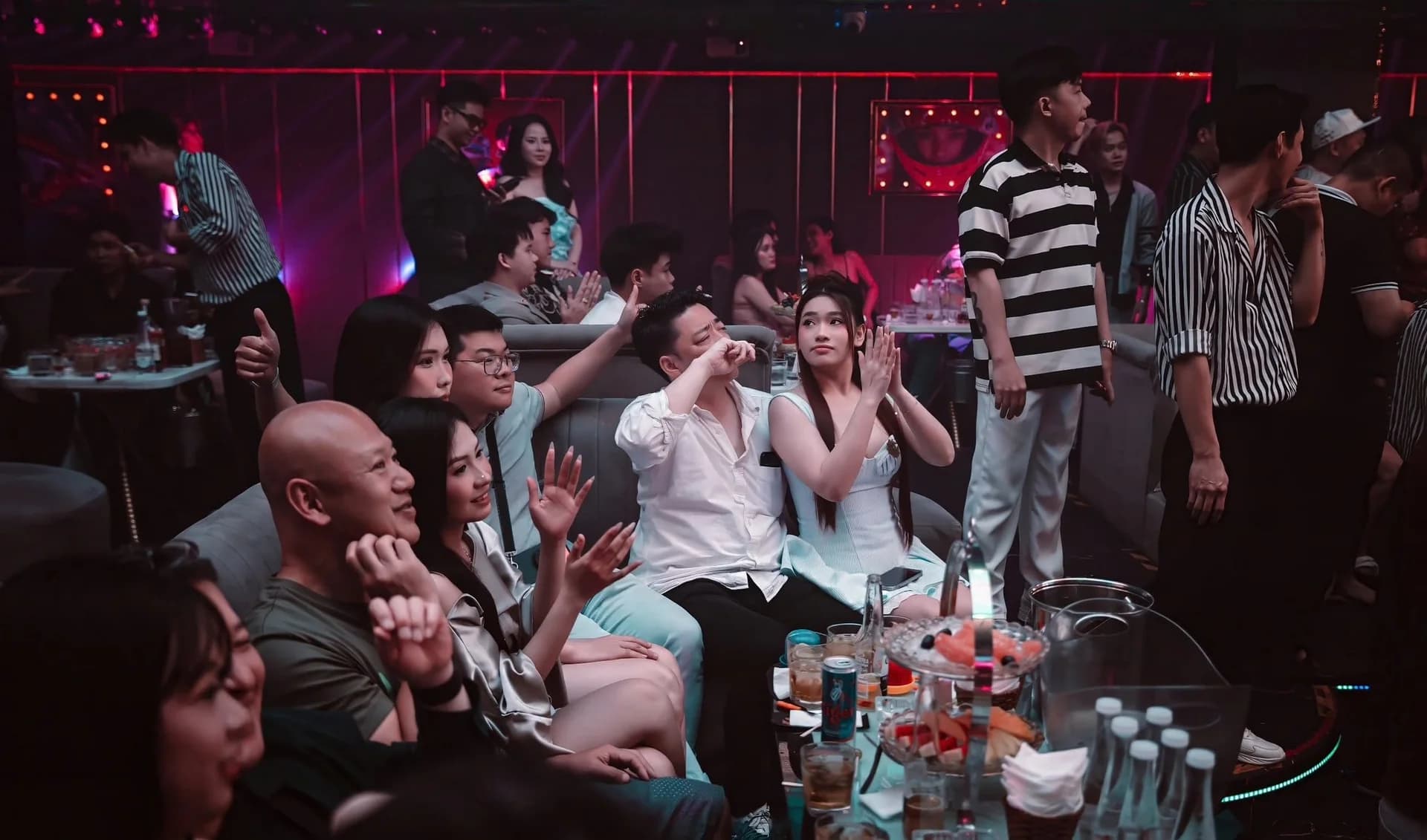 Canalis Club entertainment District 3